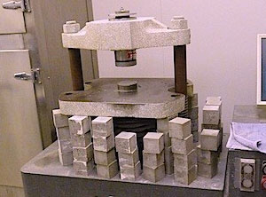 Предел прочности цементного раствора заполнение бетоном полостей